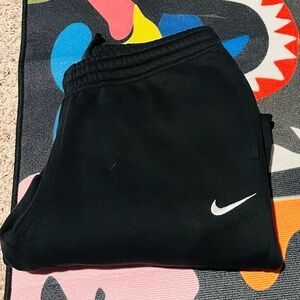 Nike Men's Totality Dri-Fit Tapered Versatile Pants